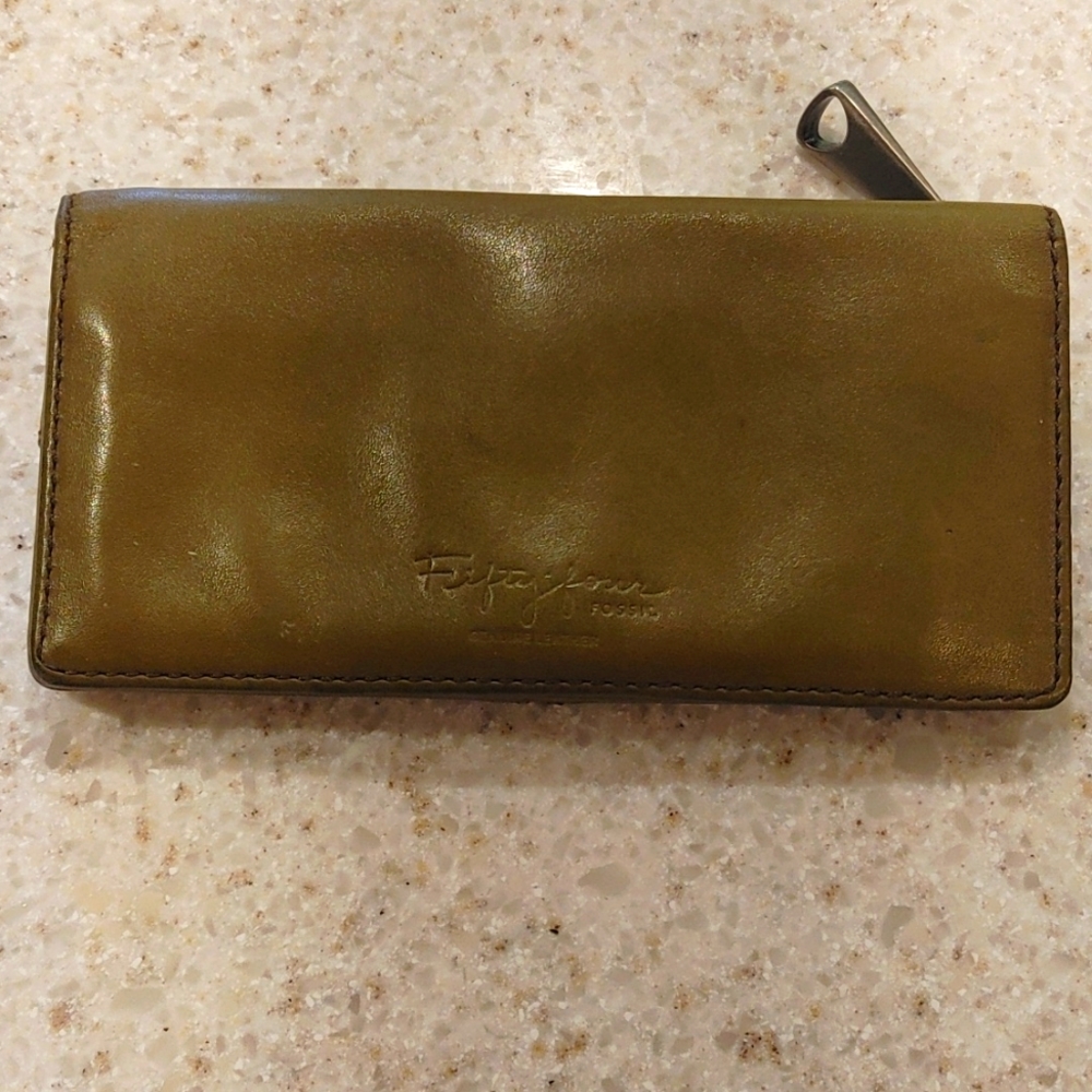 Fossil 54 (fifty four) wallet, Avocado green